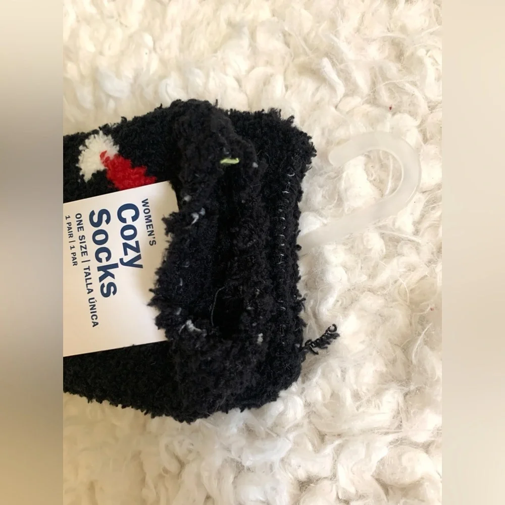 New Women’s Old Navy Black & Green Cactus w Santa Hat Holiday Cozy Socks OS
